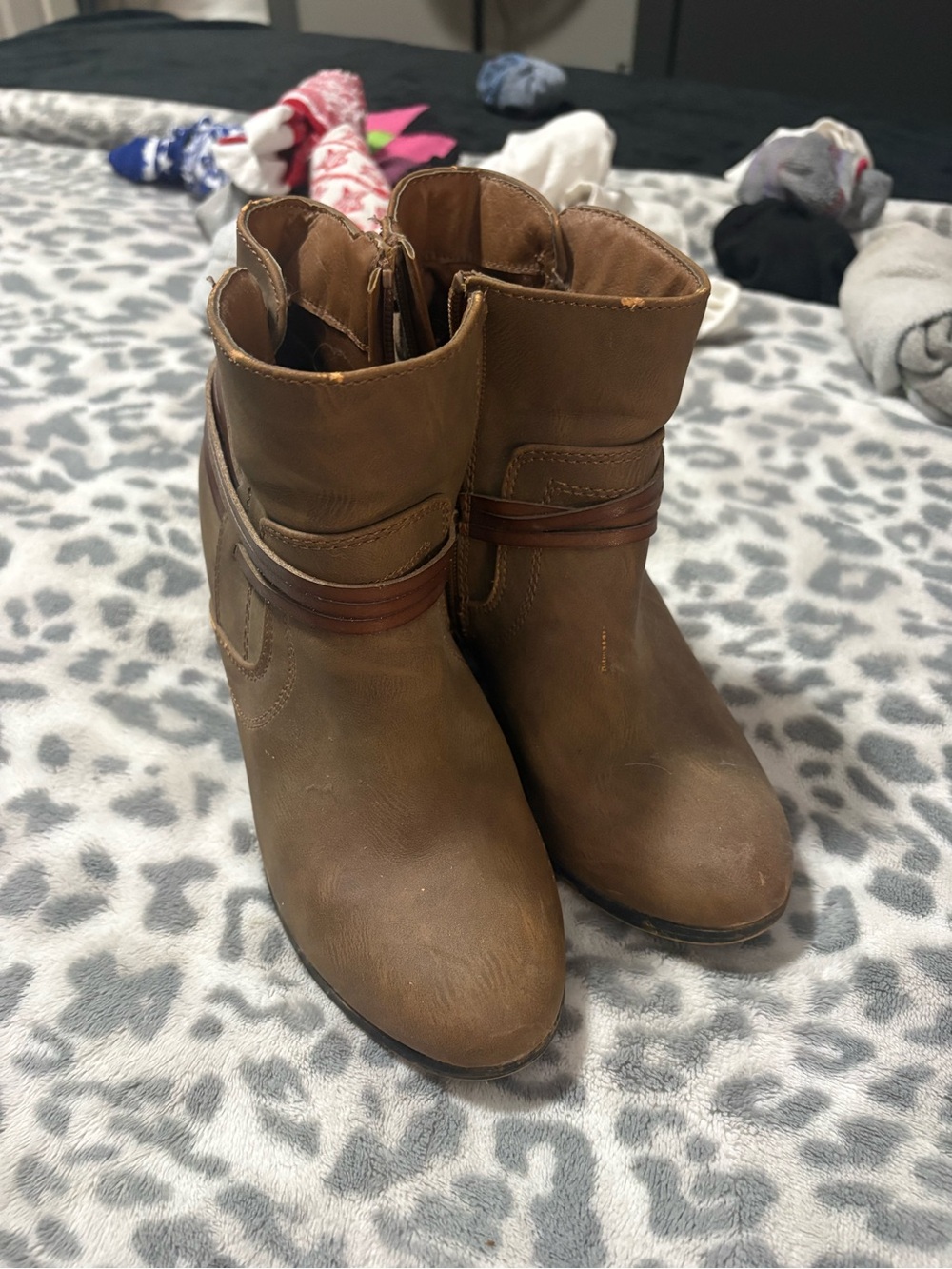 Brown Women's Ankle Boots - Stylish Everyday Booties